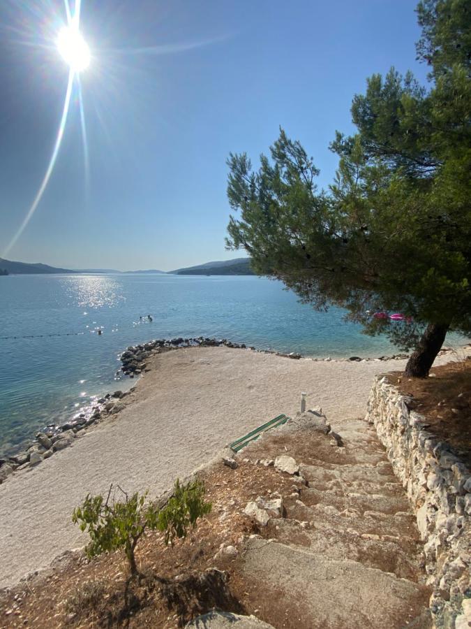 Villa Lovric مارينا المظهر الخارجي الصورة